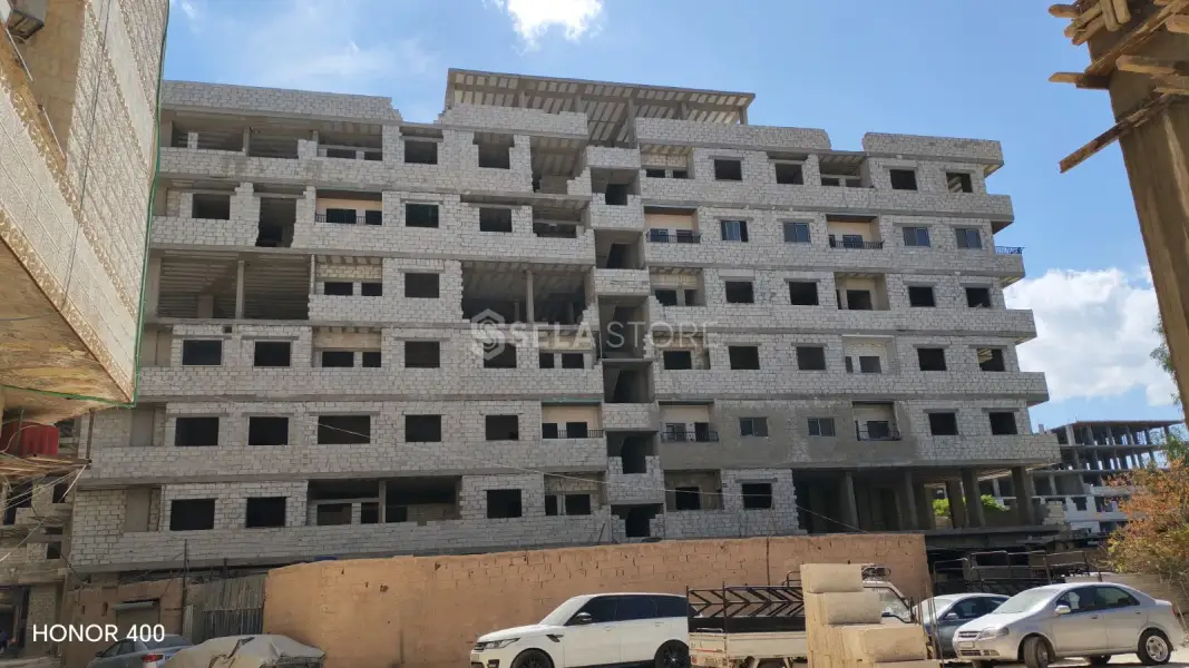 شقة للبيع عالعضم بيت سحم 0964802623